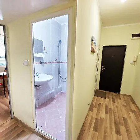 за гости, ж.к. зорница , бл.9 Apartment *