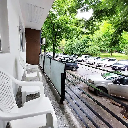 за гости, ж.к. зорница , бл.9 Apartment *