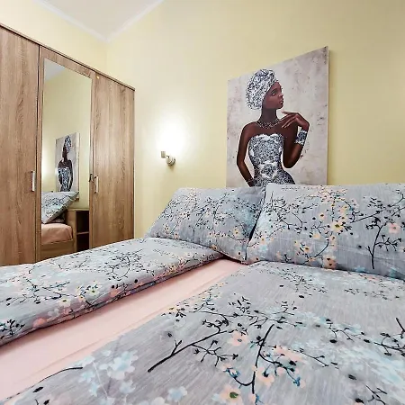 за гости, ж.к. зорница , бл.9 *