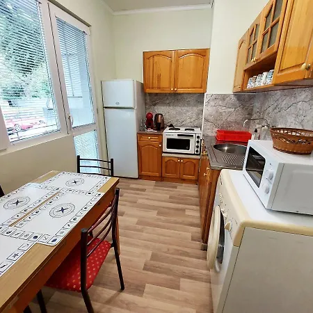 за гости, ж.к. зорница , бл.9 Apartment Burgas City