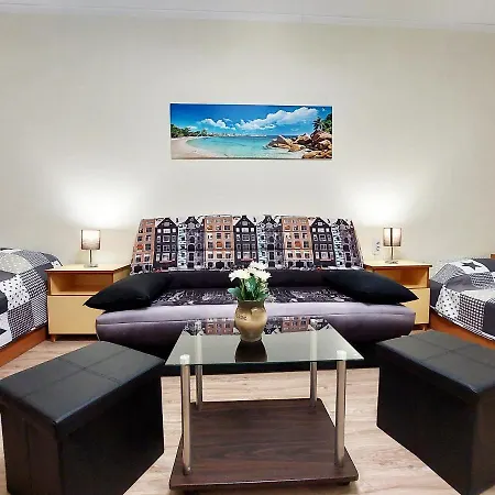 за гости, ж.к. зорница , бл.9 Apartment