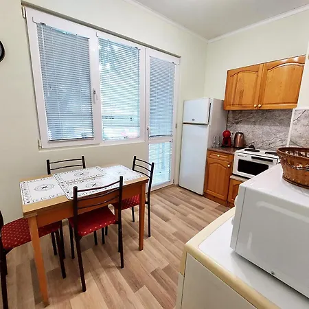 Apartment за гости, ж.к. зорница , бл.9 Burgas City