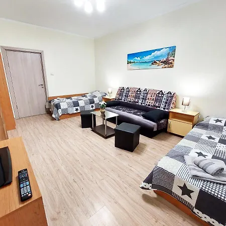 за гости, ж.к. зорница , бл.9 דירה בורגאס