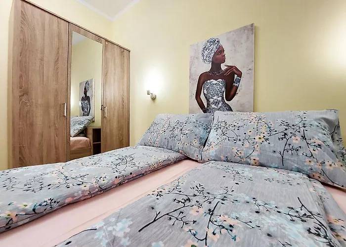 за гости, ж.к. зорница , бл.9 *